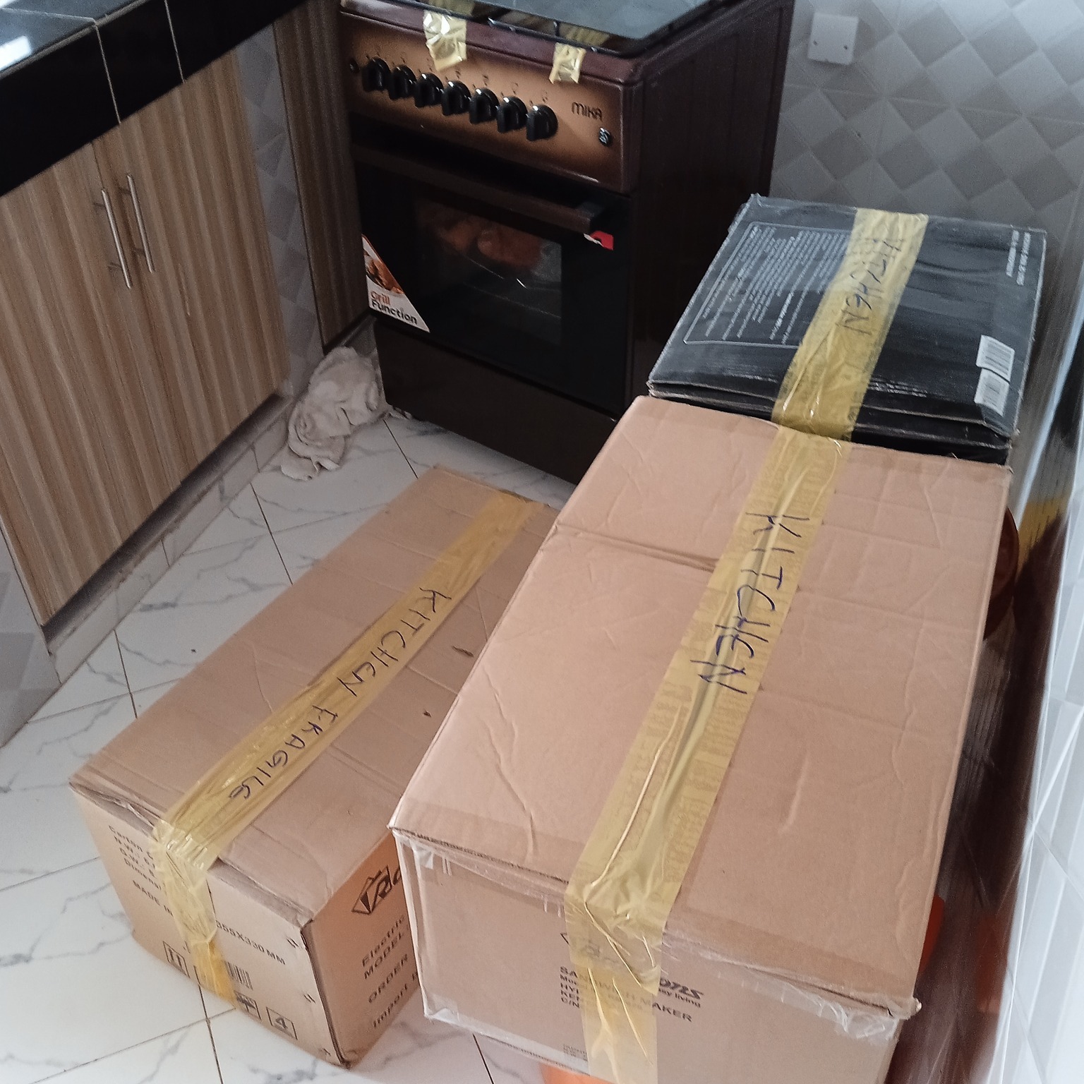 Packing supplies
